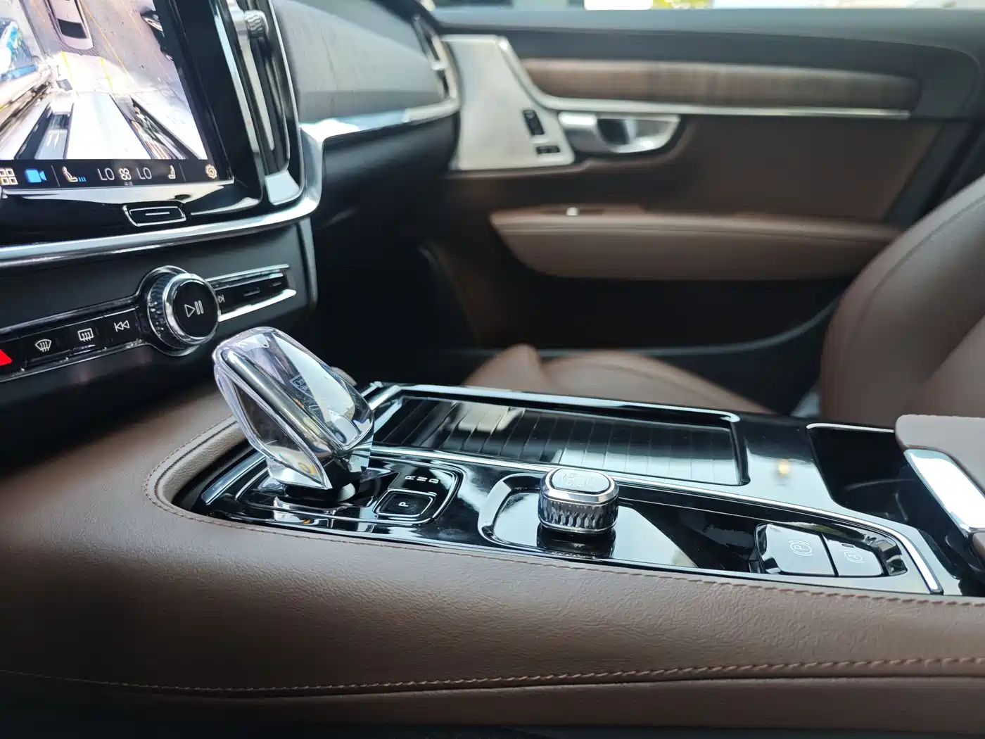 VOLVO S90 PLUG IN HYBRID