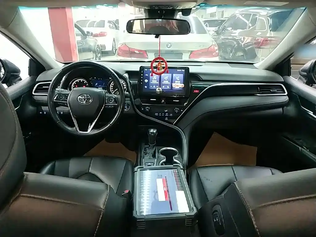 Toyota Camry 2021 2.0G Luxury Edition фото 10