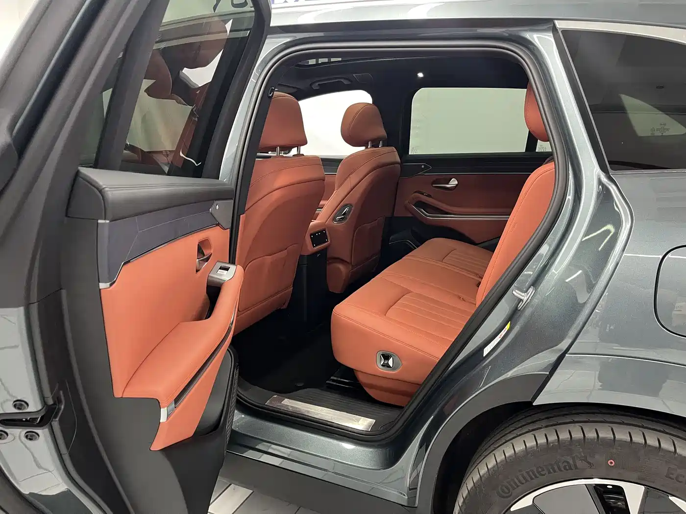 BYD Tang L 2025 DM 175KM Drone Player Edition фото 7