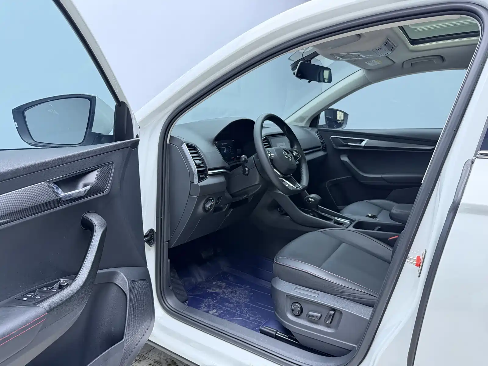 Photo 23 - Škoda Karoq