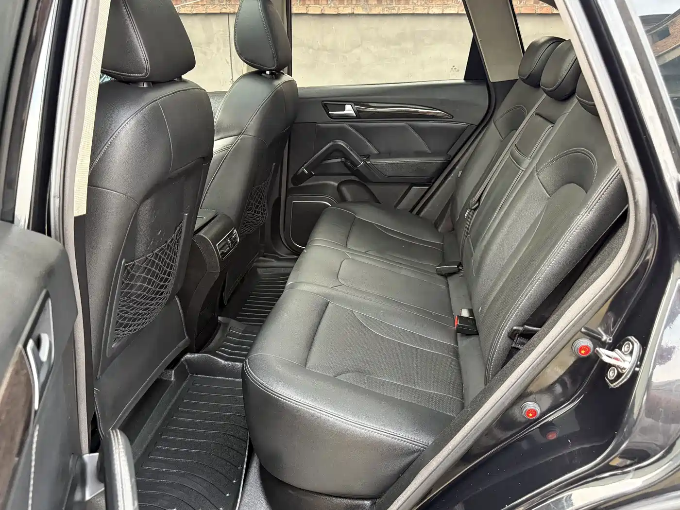 Фото 14 - Zotye T600