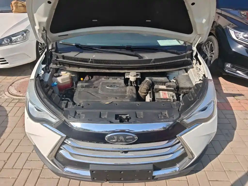 JAC Refine S3 2018 2018 Custom Edition 1.5L Manual Luxury Smart