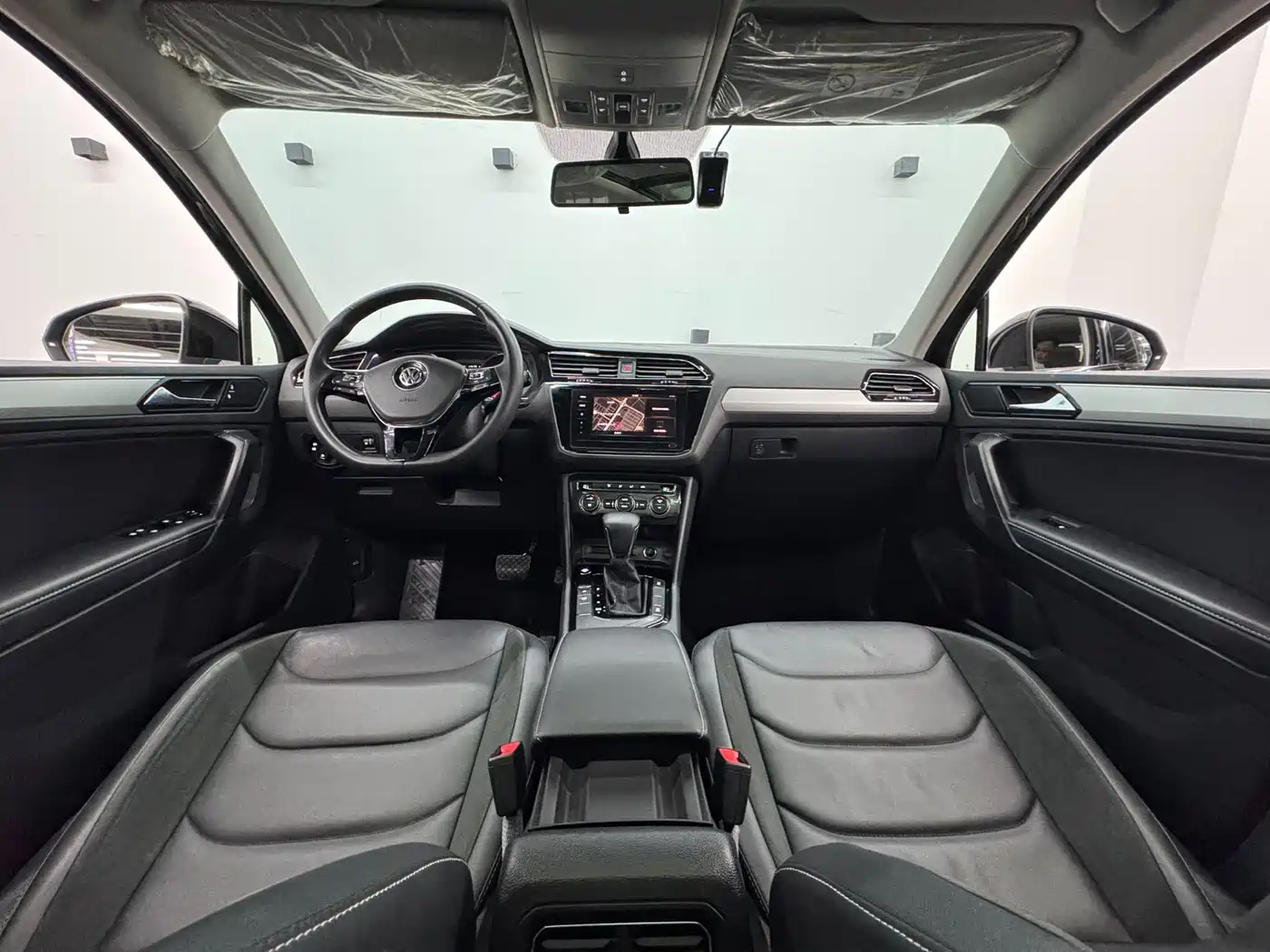 Volkswagen Tiguan L 2019 Facelift 330TSI Auto 2WD Panorama Comfort China VI фото 8