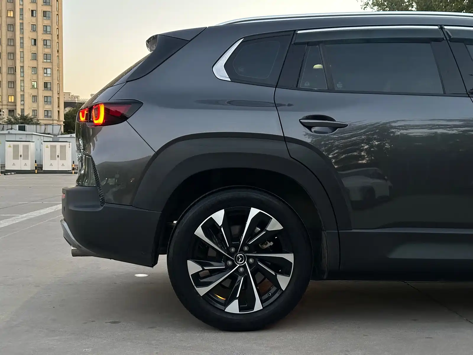 Photo 25 - Mazda CX-50