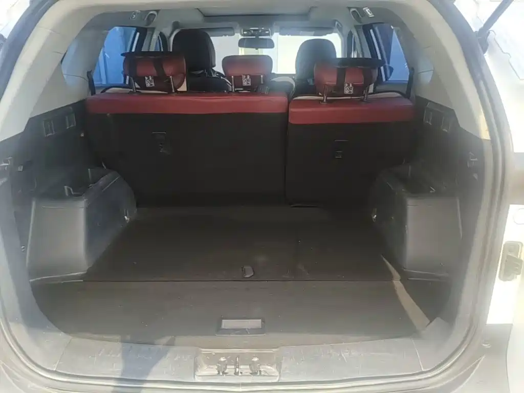 Jetour X70 2024 2024 1.5T DCT Glory PRO 5-seater