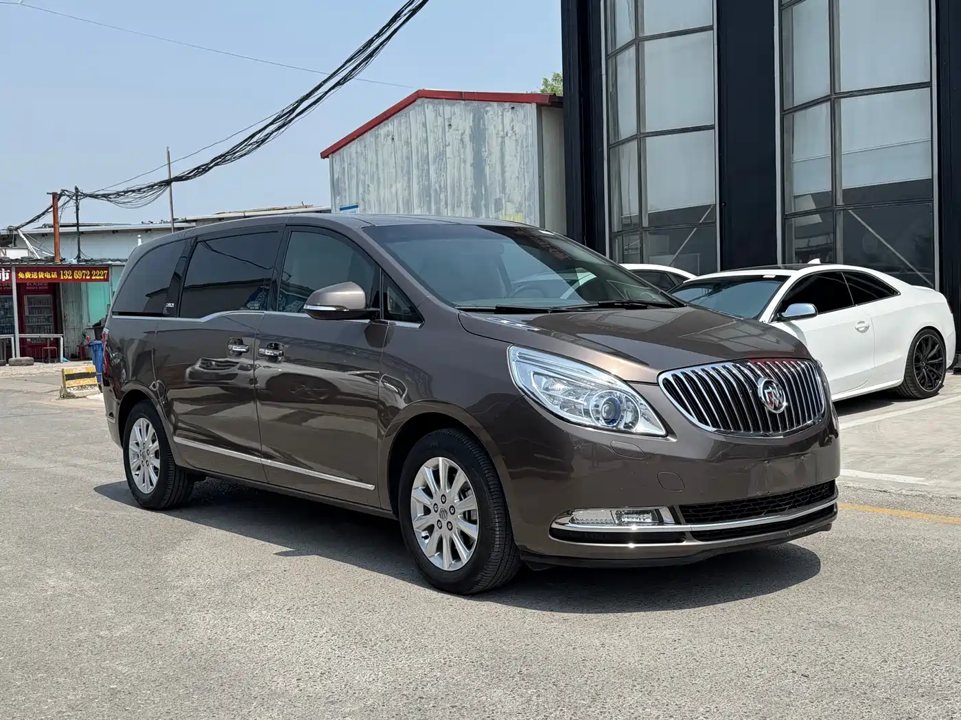 Buick GL8 2013 3.0L GT Luxury Business Elegance Edition фото 3