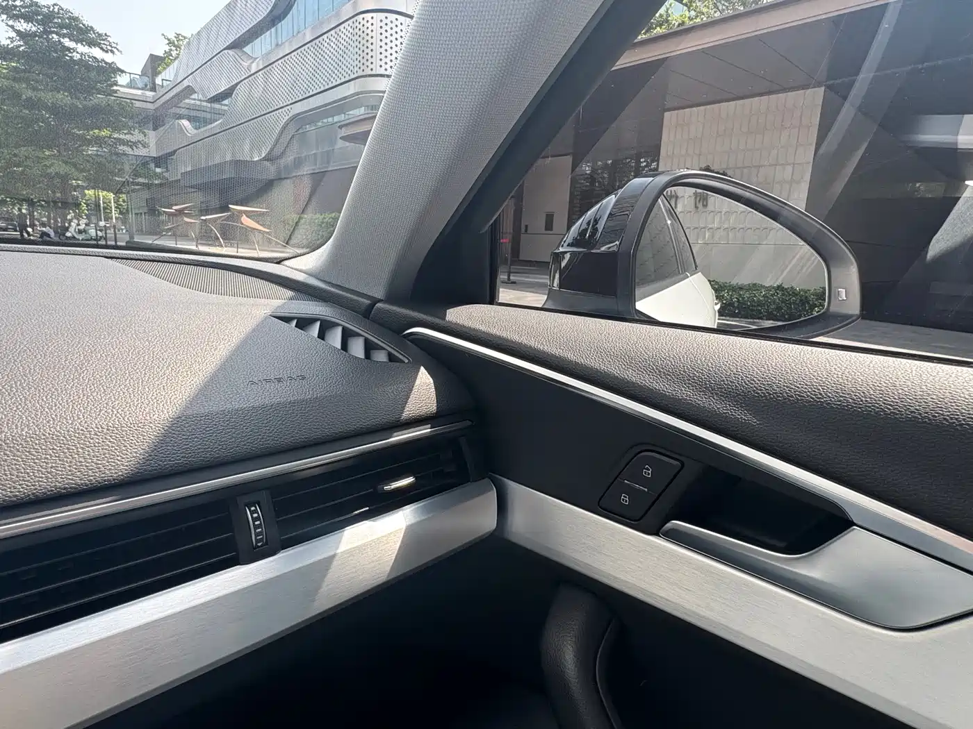 Audi A4L 2020 40 TFSI Luxury Dynamic фото 24