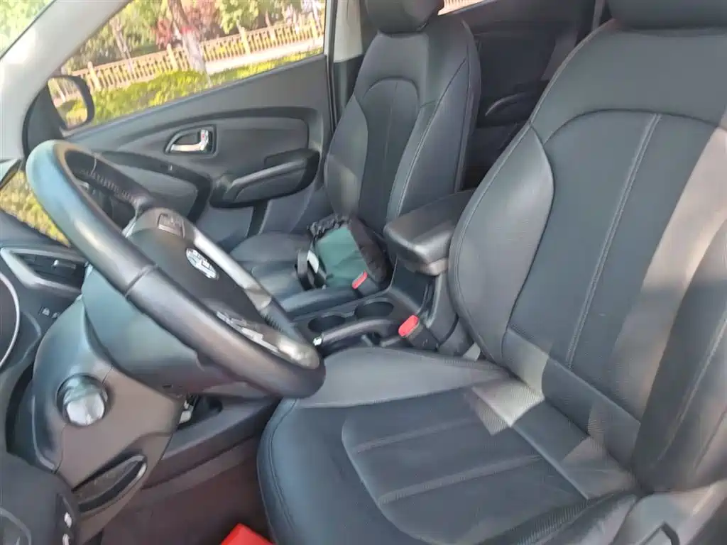 Hyundai Beijing Hyundai ix35 2015 2.0L Automatic 2WD Smart China V фото 15