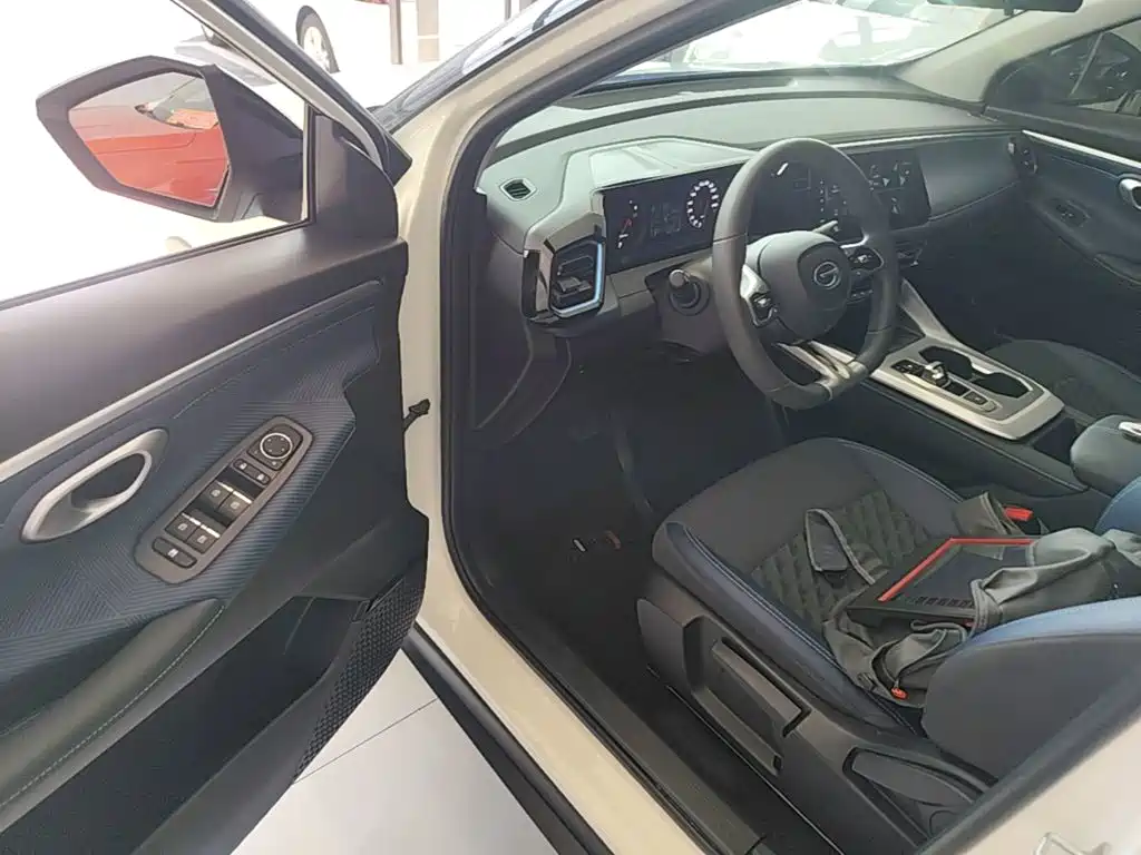 GAC Trumpchi Trumpchi GS3 2025 2023 Shadow Speed 270T Power Acquisition Edition