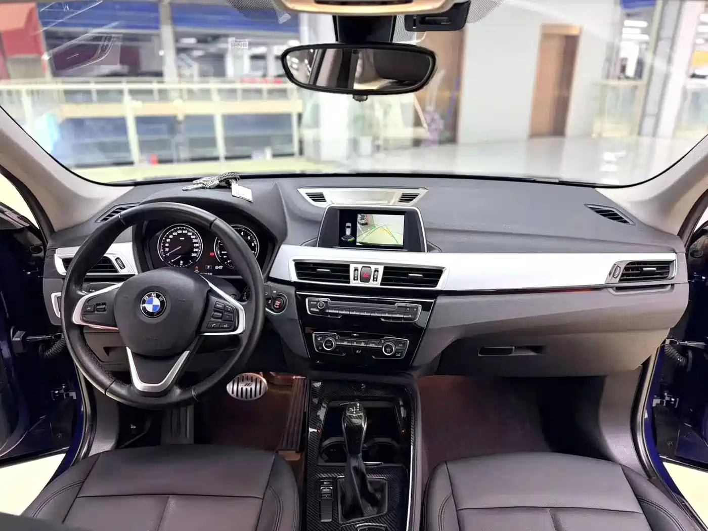 BMW X1 2019 sDrive20Li Leading Model фото 6