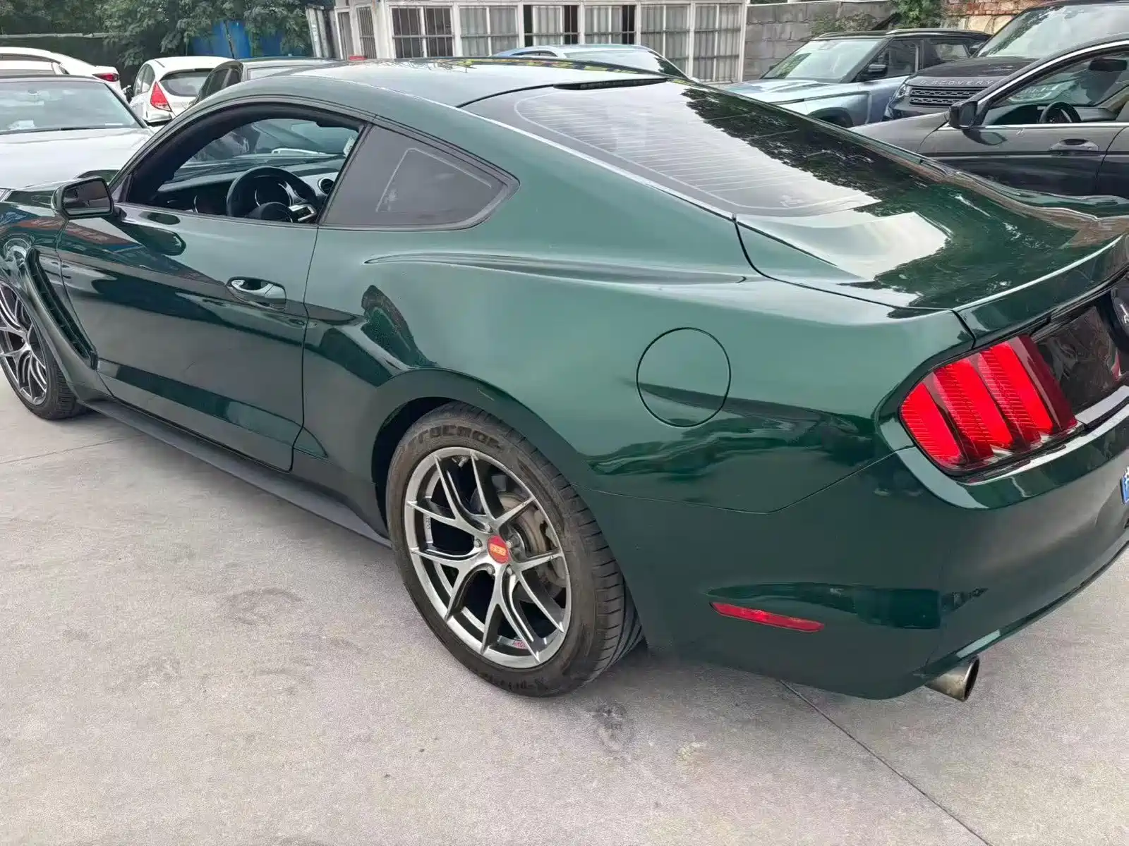 Фото 5 - Ford Mustang