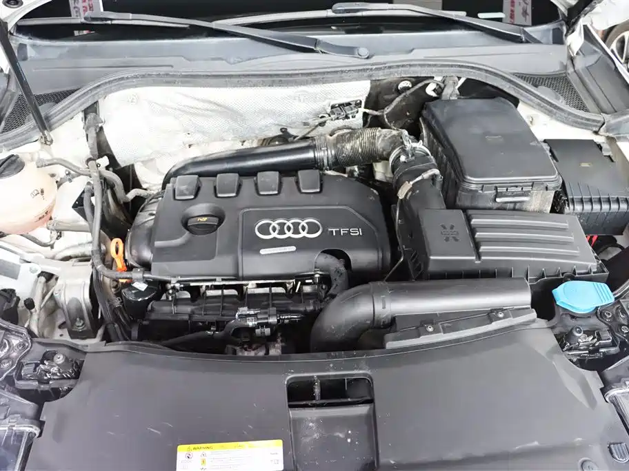 Audi Q3 2015 35 TFSI quattro Technology фото 31