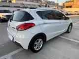Photo 9 - Baojun 310