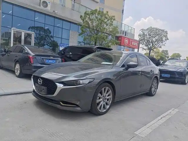 Mazda 3 Axela 2020