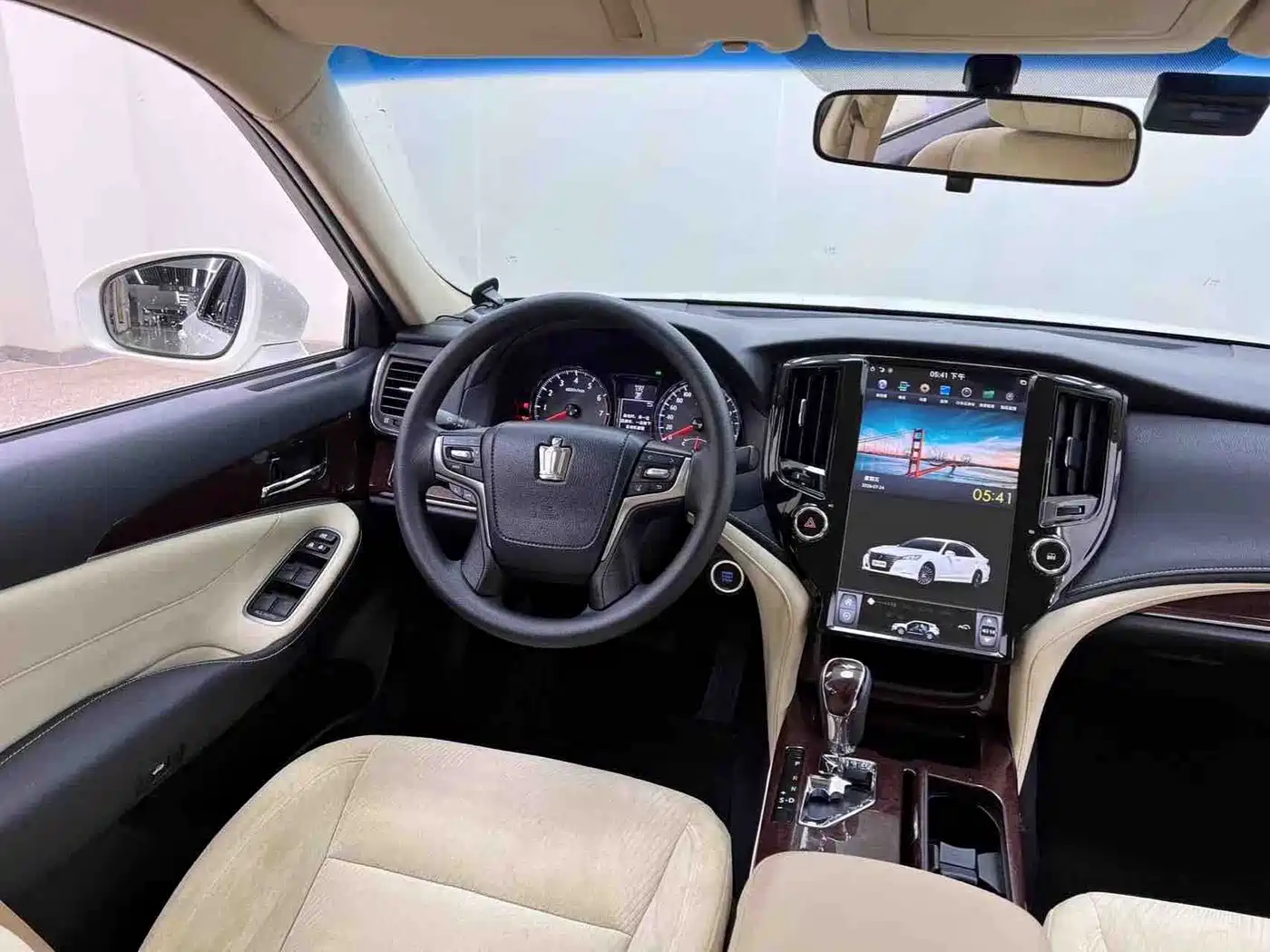 Toyota Crown 2019 2018 2.0T Pioneer Edition