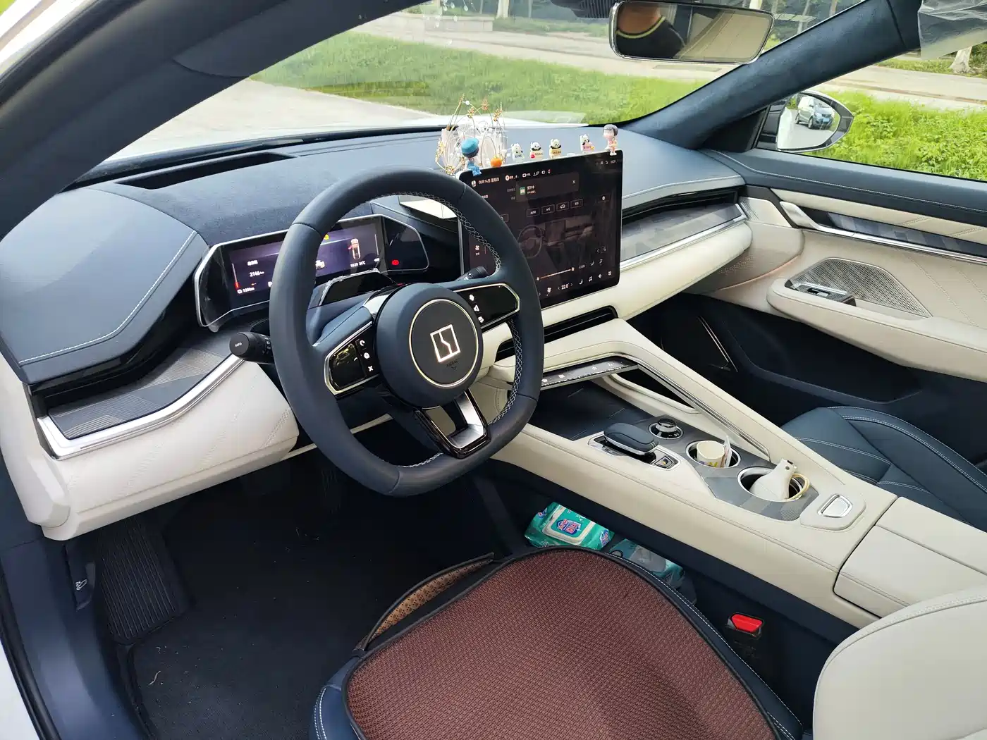 ZEEKR EXTREME KRYPTON 001