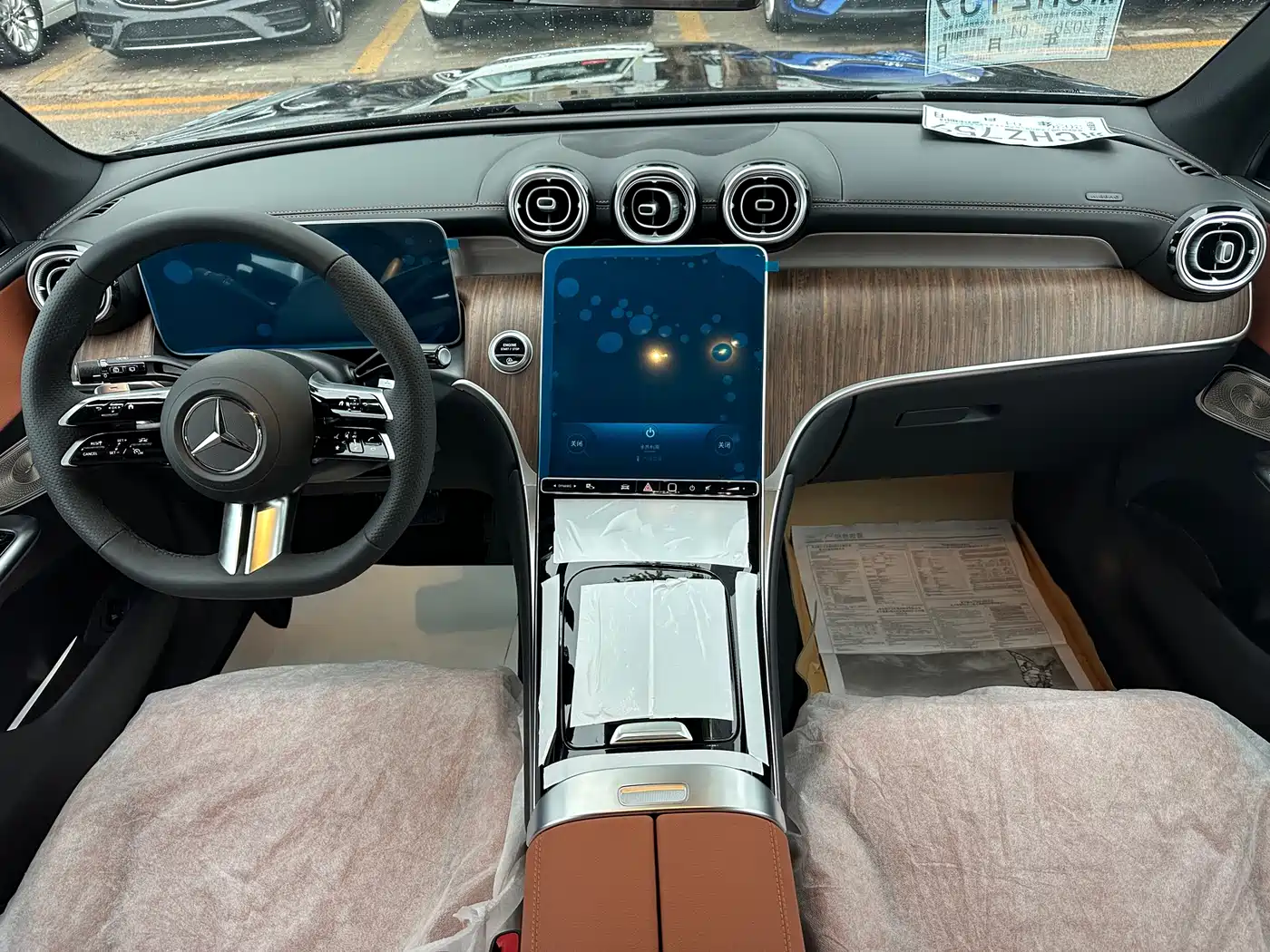 MERCEDES-BENZ GLC