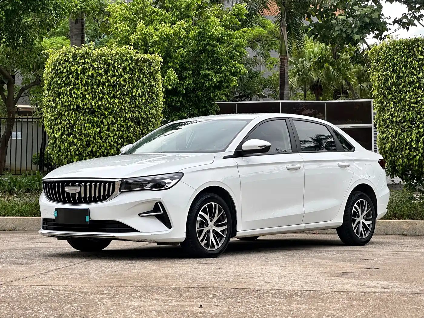 Geely Emgrand 2025 4th Gen 1.5L CVT Soaring Dragon Edition