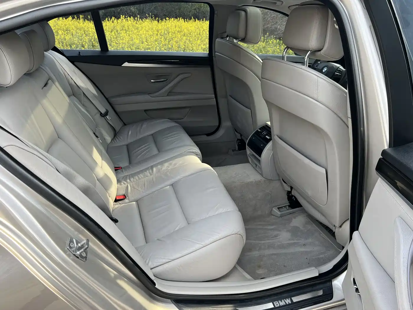 BMW 5 Series 2012 523Li Luxury фото 18