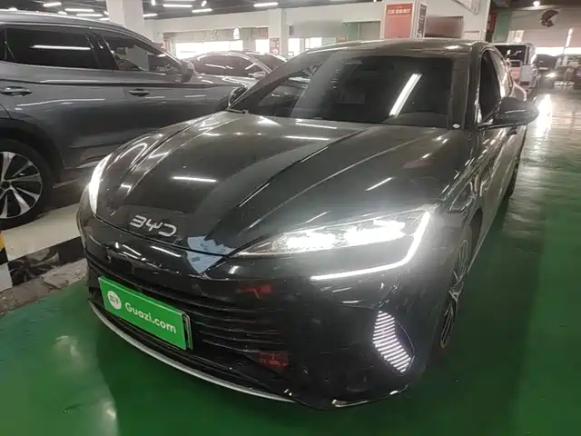 BYD Seal DM-i 1.5T 121km, Флагман