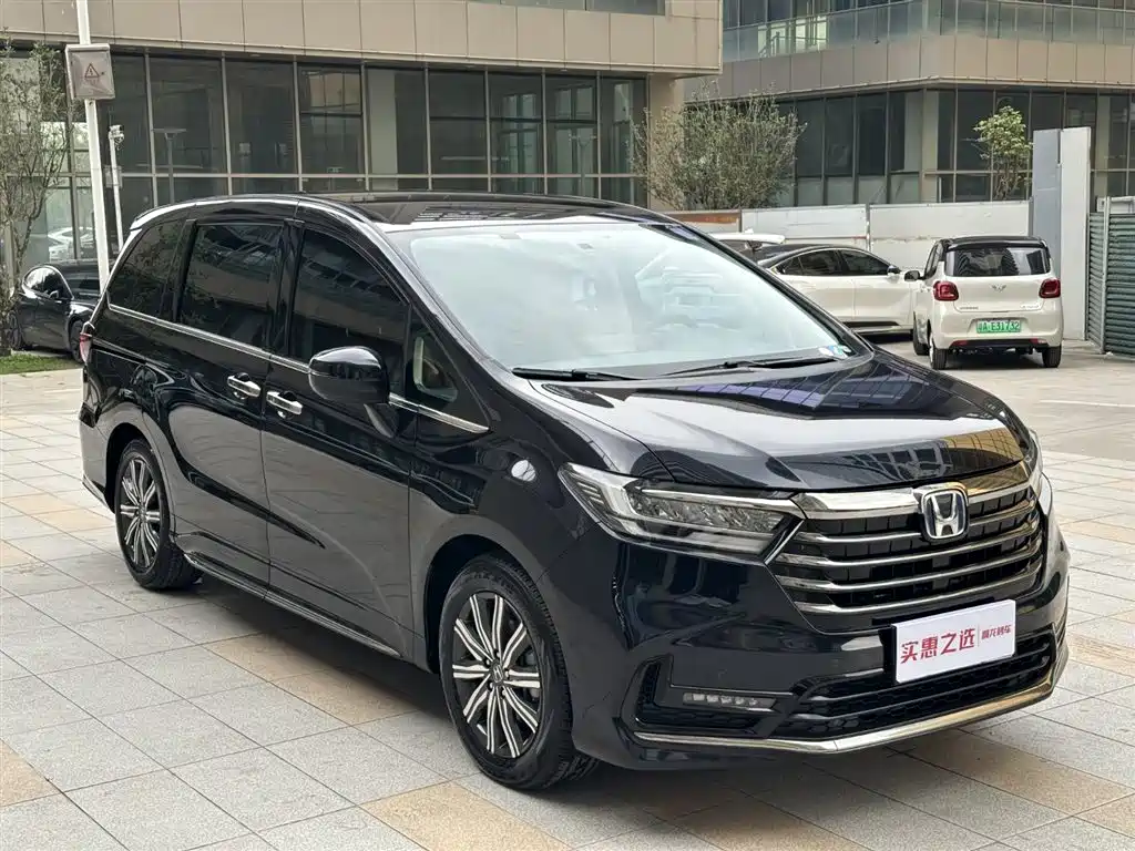 Honda Odyssey 2022 2.0L e:HEV Sharp·Enjoyment Edition фото 4