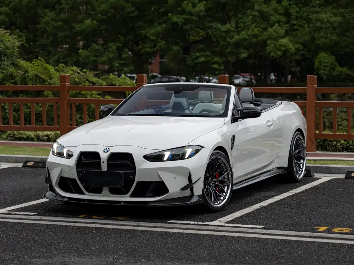 BMW M4 2025 2024 BMW M4 Convertible M xDrive Competition