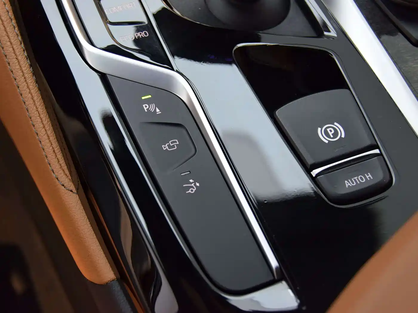 BMW 6 Series GT 2019 630i M Sport Package фото 16