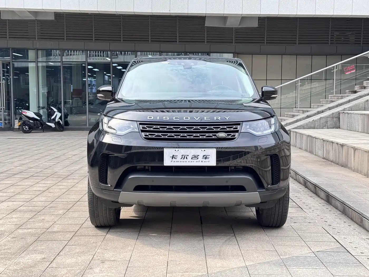 Land Rover Discovery 2020 3.0 SC V6 SE фото 8