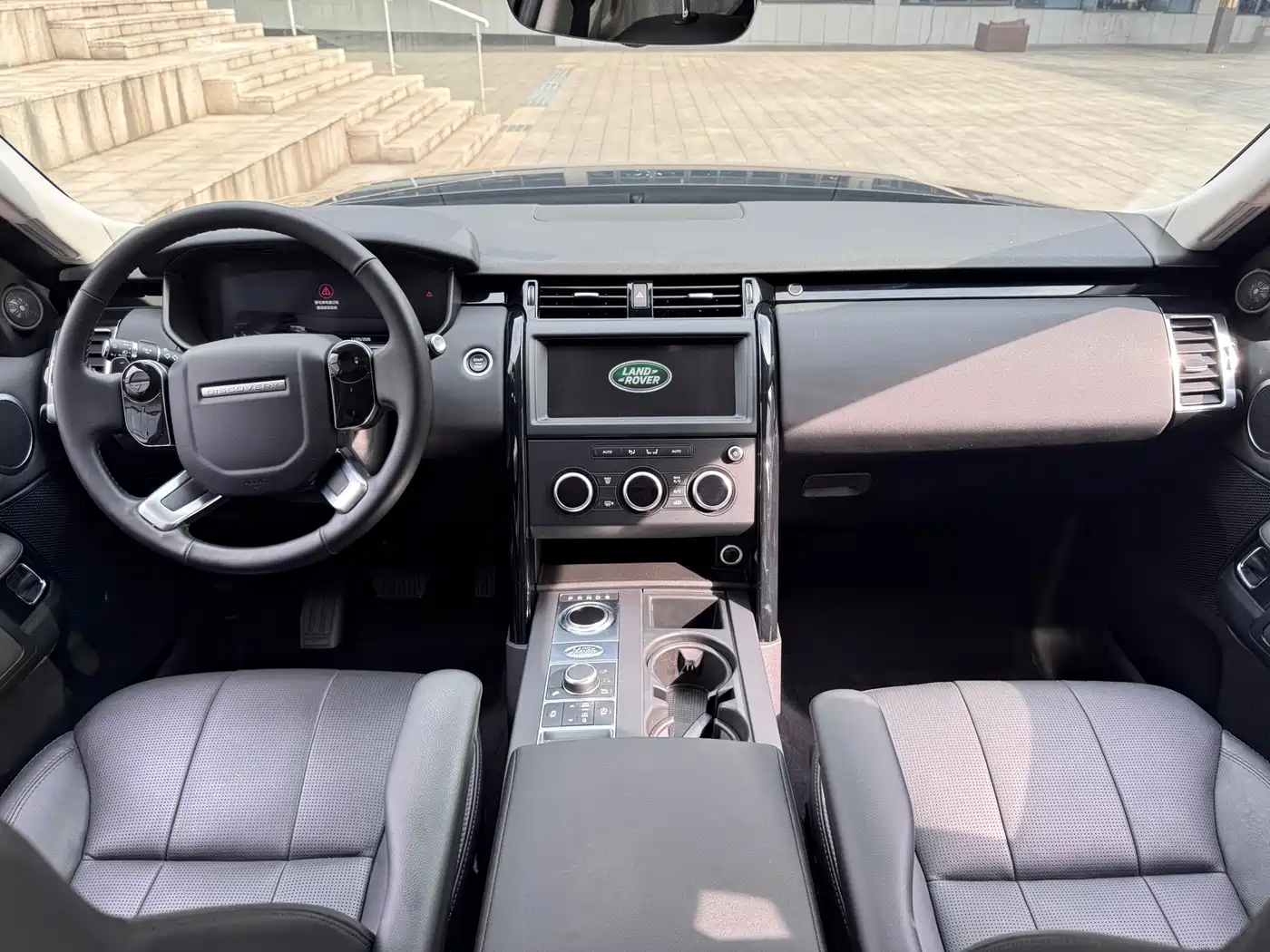 Land Rover Discovery 2020 3.0 SC V6 SE фото 14