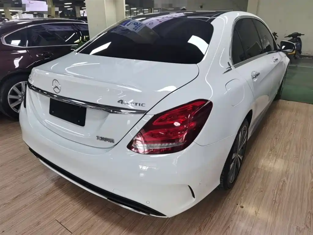 Mercedes-Benz C-Class 2018 C 200 L 4MATIC Sport Edition фото 7