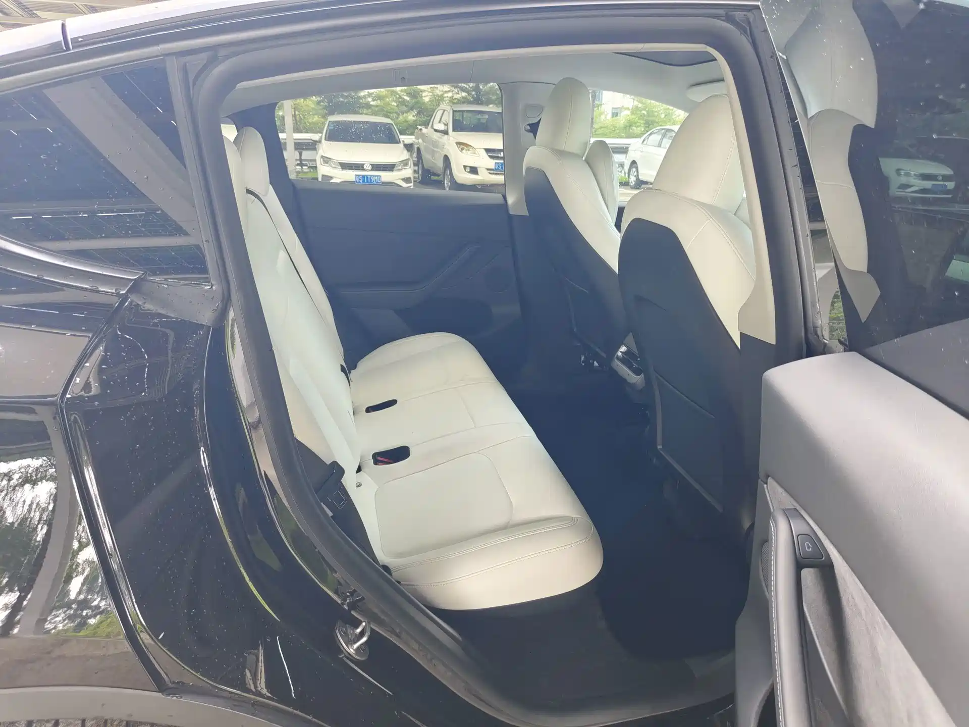 Фото 13 - Tesla Model Y