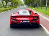 Фото 3 - Ferrari F8