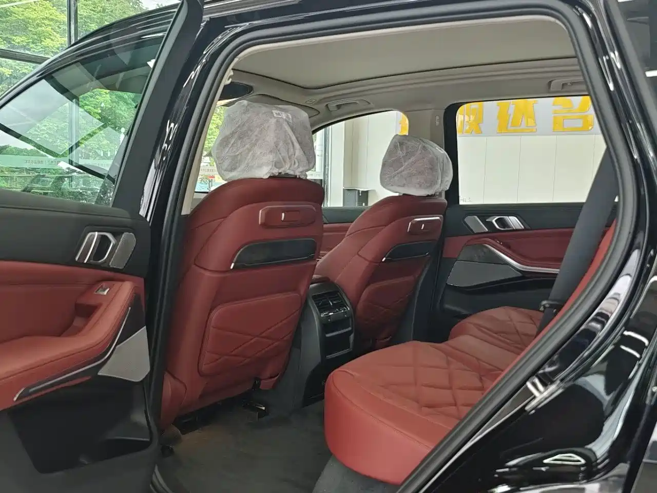 BMW X5 2026 2026 xDrive 30Li Luxury M Sport Night Edition Package