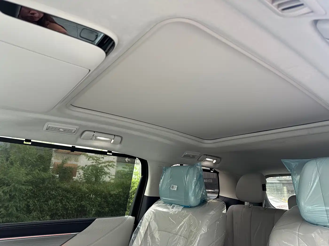 Buick GL8 2026 Luzun Luxury Edition фото 10