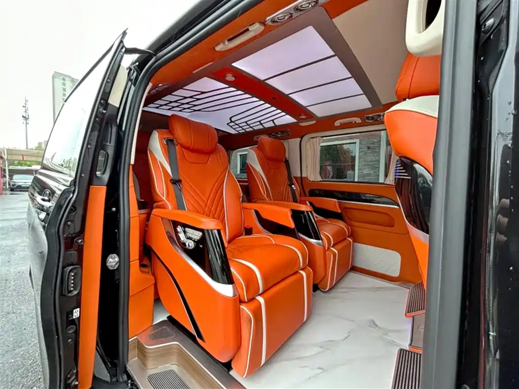 Mercedes-Benz Vito 2021 2.0T Business Edition 7-seater фото 20