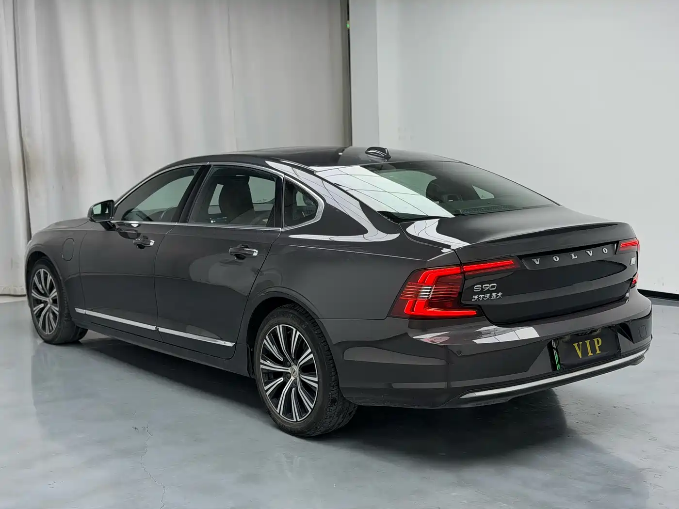VOLVO S90 PLUG IN HYBRID