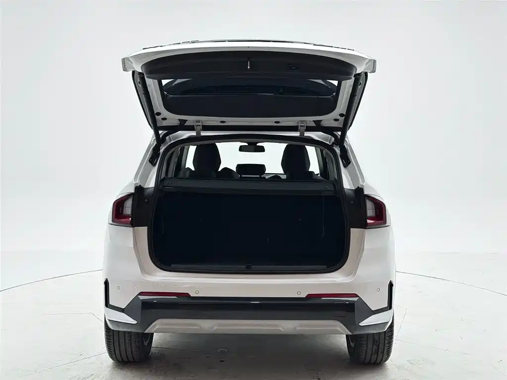 BMW X1 2023 sDrive20Li X Design Package фото 8