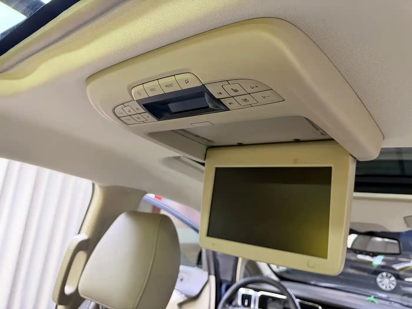 Buick GL8 2011 2011 3.0L XT Luxury Business Flagship