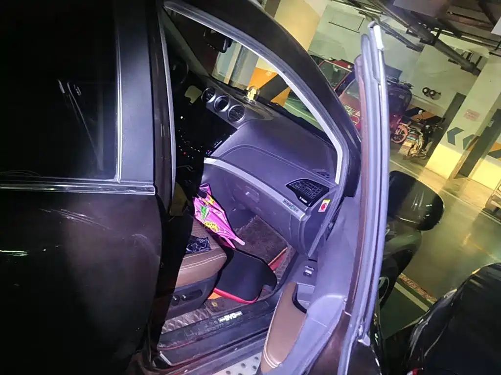 BYD S7 2015 2015 2.0T Upgrade Automatic Flagship