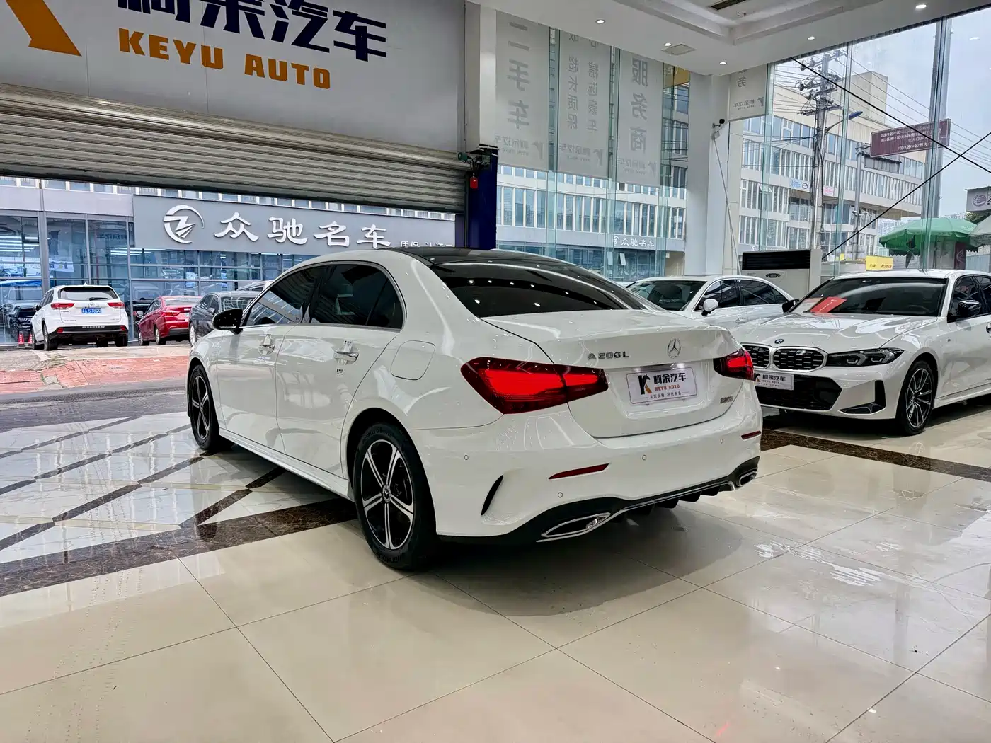 Mercedes-Benz A-Class 2023 A 200 L Fashion фото 14