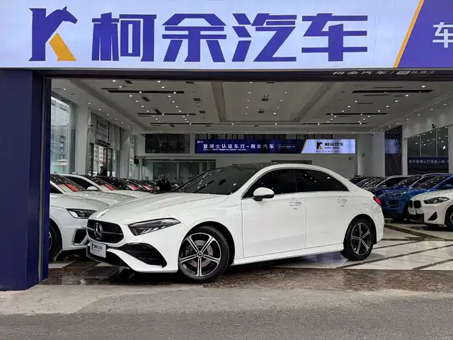 MERCEDES-BENZ A CLASS