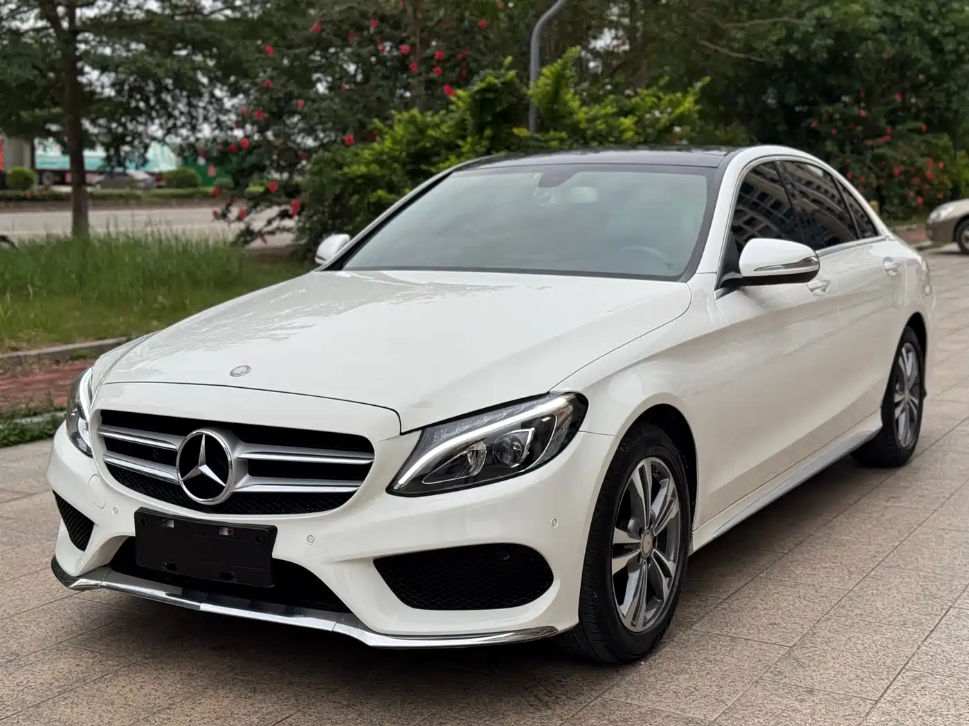 Mercedes-Benz C-Class 2016 C 200 L Sport фото 2