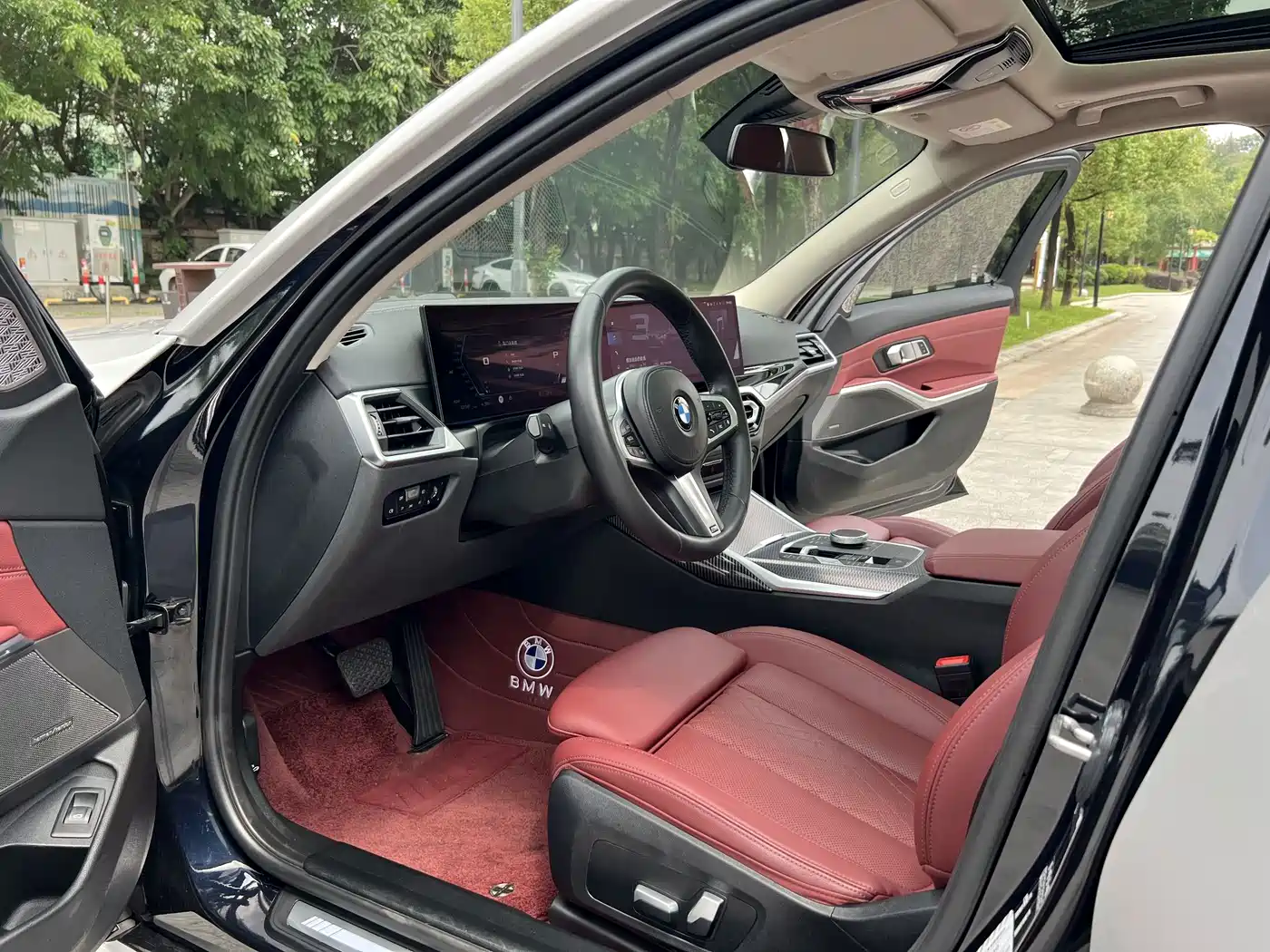 BMW 3 Series 2023 325Li M Sport Black Night Package фото 8