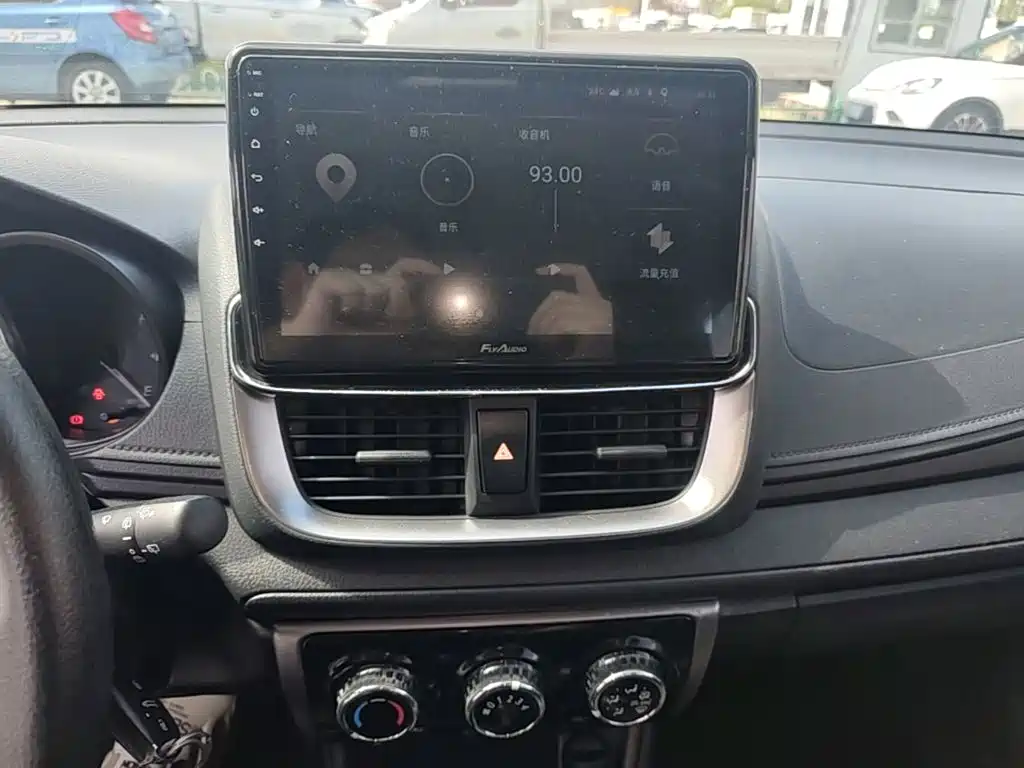 Toyota Yaris, миниатюра 13