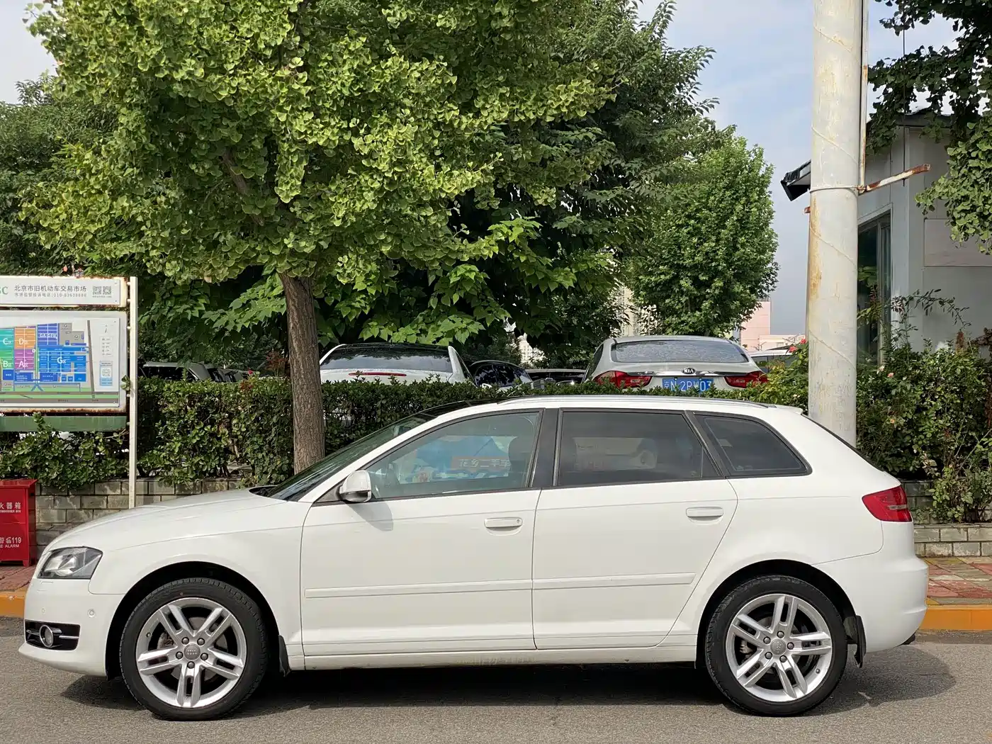 Audi A3 (Import) 2011 2010 Sportback 1.4T Comfort Model