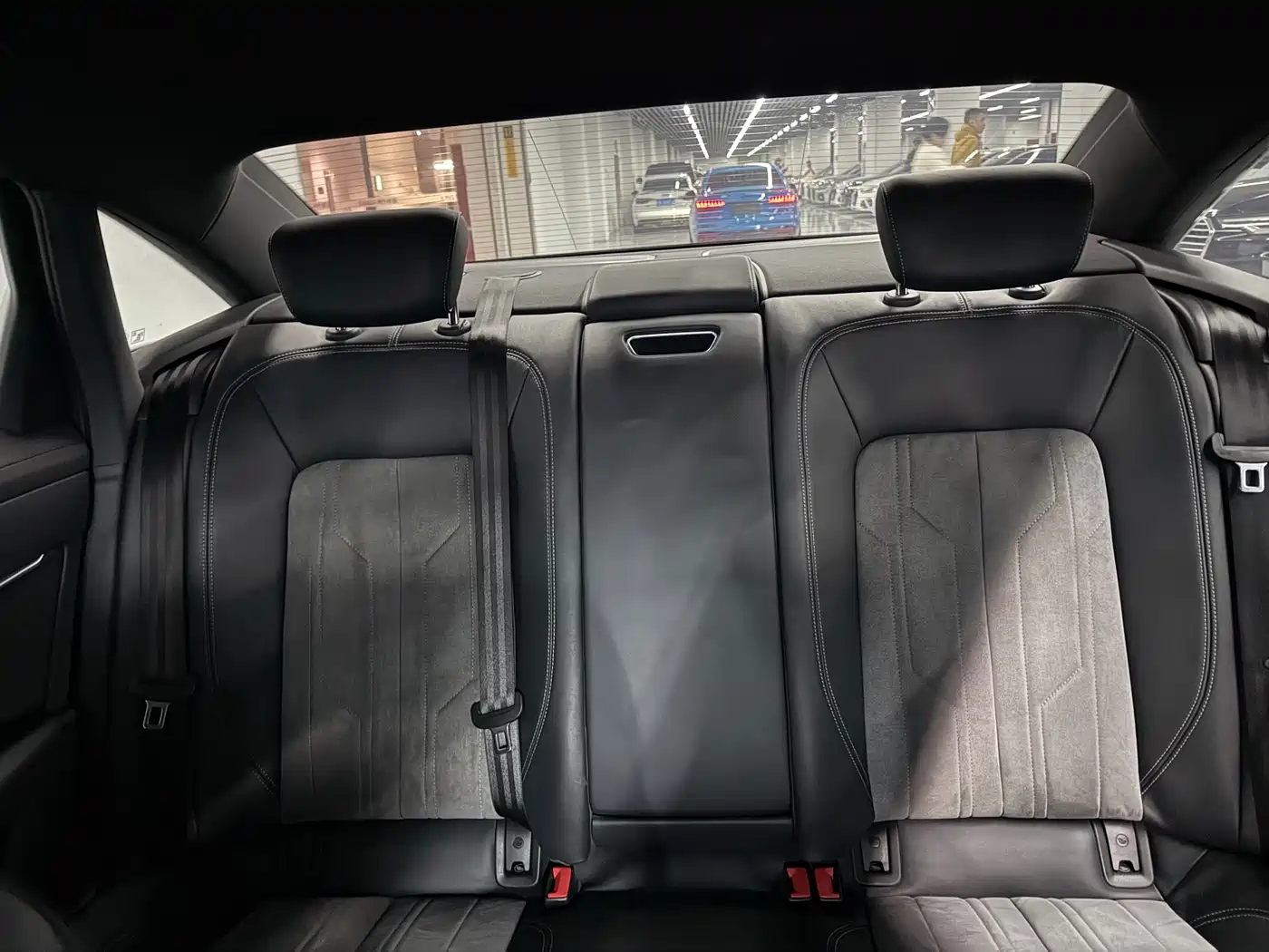 Audi A6L 2023 40 TFSI Luxury Dynamic фото 8