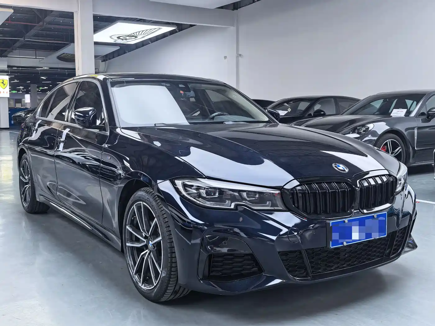 BMW 3 Series 2021 325Li M Sport Package фото 3