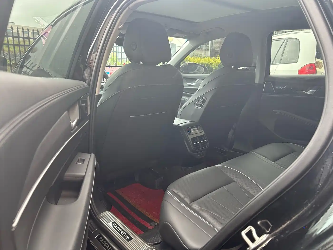 Volkswagen Passat 2026 2025 Pro 380TSI Dragon Fortune Edition