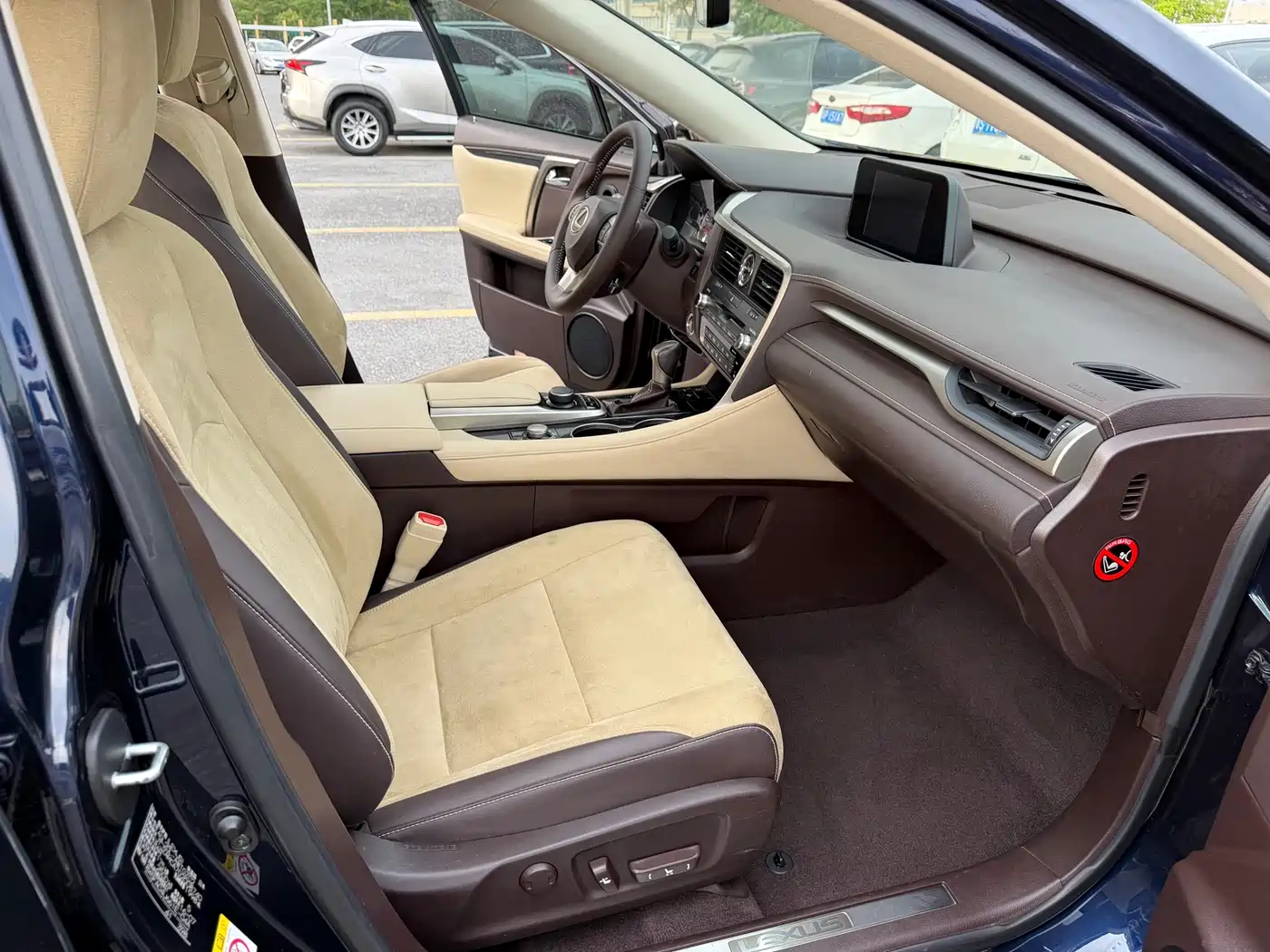 Lexus RX 2016 300 2WD Elite Edition China VI фото 10
