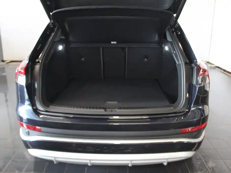 Audi Q4 e-tron 2025 2024 40 e-tron Pioneer Edition
